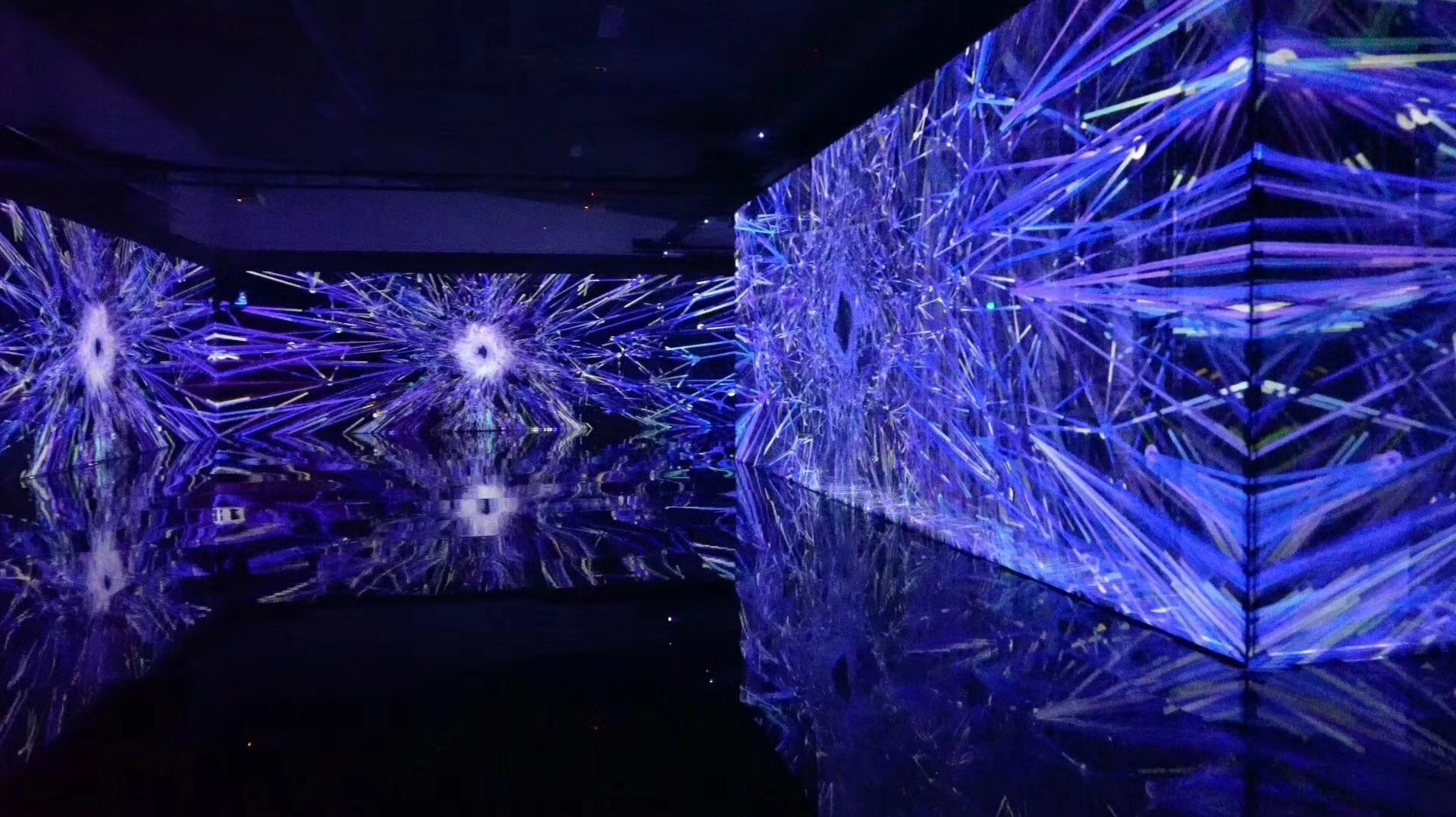 Últimas notícias da empresa sobre Em que áreas a tecnologia holográfica da projeção é usada principalmente?