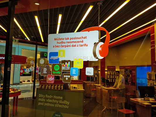 Qualidade Largura transparente do filme de tela 1.52m da projeção traseira do filme do holograma autoadesivo Fábrica